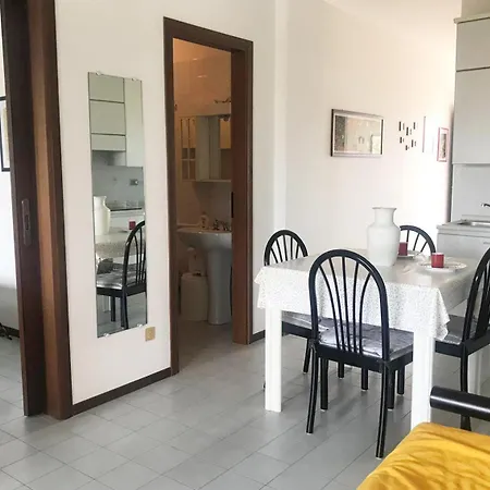 Apartment La Maison Du Port - With Pool Manerba del Garda