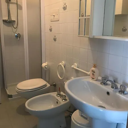 Apartment La Maison Du Port - With Pool Manerba del Garda
